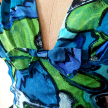 Charger l'image dans la galerie, 1950s - Stunning Novelty Abstract Cold Rayon Dress - W25 (64cm)