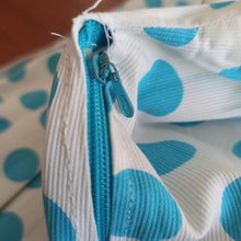 Charger l'image dans la galerie, 1950s - Iconic & Stunning Blue Polkadots Cotton Dress - W28 (70cm)