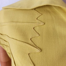 Cargar imagen en el visor de la galería, 1940s 1950s - Outstanding French Couture Linen Dress  - W31.5/32 (80/82cm)