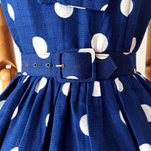 Charger l'image dans la galerie, 1950s 1960s - Adorable German Bow Neckline Dress - W26 (66cm)