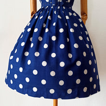 Charger l'image dans la galerie, 1950s 1960s - Adorable German Bow Neckline Dress - W26 (66cm)