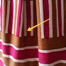 Charger l'image dans la galerie, 1950s - Lovely Pockets Cotton Dress - W27 (68cm)