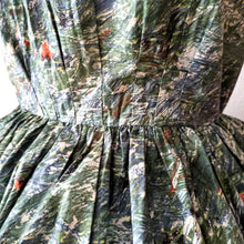 Charger l'image dans la galerie, 1940s 1950s - RENÉE FLEURENCE, France - Zipper Front Couture Dress  - W25 (64cm)