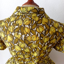 Charger l'image dans la galerie, 1950s - MARIE BONHEUR, Paris - Fabulous Belted Dress - W34 (86cm)