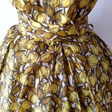 Charger l'image dans la galerie, 1950s - MARIE BONHEUR, Paris - Fabulous Belted Dress - W34 (86cm)