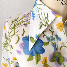 Laden Sie das Bild in den Galerie-Viewer, 1970s - ANDRÉ BER, France - Deadstock - Smoked Cotton Blouse - Sz. M/L