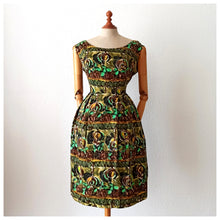 Charger l'image dans la galerie, 1950s - Stunning French Abstract Cotton Dress - W31.5 (80cm)