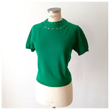Charger l'image dans la galerie, 1950s 1960s - Gorgeous Green Soft Wool Knit Top - Sz. S/M