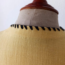 Cargar imagen en el visor de la galería, 1940s - Stunning Black & Yellow French Linen Dress - W26 (66cm)