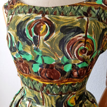 Charger l'image dans la galerie, 1950s - Stunning French Abstract Cotton Dress - W31.5 (80cm)