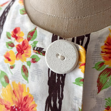 Charger l'image dans la galerie, 1950s - CONFEZIONI DOREA, Italy - Lovely Floral Print Dress - W26 (66cm)