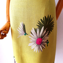 Load image into Gallery viewer, 1960s - MAMIUR - CONFEZIONI DI LUSSO, Italy - Stunning Green Dress - W29 (74cm)