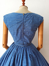 Charger l'image dans la galerie, 1950s - MARIE BONHEUR, Paris - Iconic Stripes Cotton Dress - W24 (60cm)