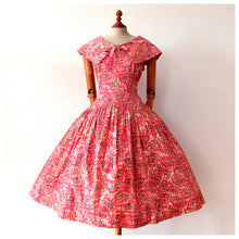 Charger l'image dans la galerie, 1950s - Spectacular French Shawl Collar Cotton Dress - W31 (78cm)