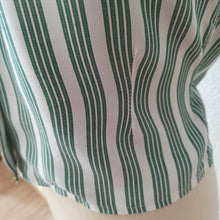 Charger l'image dans la galerie, 1950s - Adorable Green Striped Rayon Blouse - W31 (80cm)