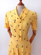 Charger l'image dans la galerie, 1940s 1950s - Beautiful Butter Yellow Cotton Dress - W28.5 (72cm)