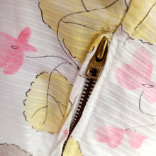 Charger l'image dans la galerie, 1950s - FRANCE - Adorable Leaves Print Puffed Sleeves Dress - W26 (66cm)