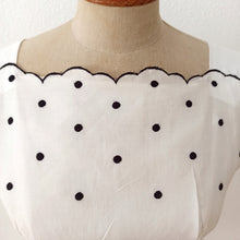 Charger l'image dans la galerie, 1950s 1960s - Exquisite French Embroidery Dress - W24.5 (62cm)