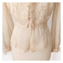 Cargar imagen en el visor de la galería, 1940s - Exquisite Handmade French Silk Sheer Blouse - W31 (80cm)