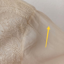 Cargar imagen en el visor de la galería, 1940s - Exquisite Handmade French Silk Sheer Blouse - W31 (80cm)