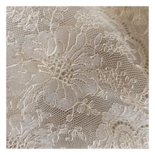 Cargar imagen en el visor de la galería, 1940s - Exquisite Handmade French Silk Sheer Blouse - W31 (80cm)