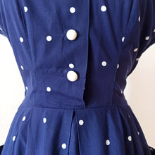 Charger l'image dans la galerie, 1940s - Iconic French Navy Blue Dotted Cotton Dress - W29 (74cm)