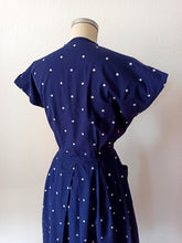 Charger l'image dans la galerie, 1940s - Iconic French Navy Blue Dotted Cotton Dress - W29 (74cm)