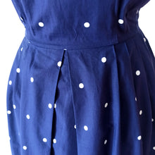 Charger l'image dans la galerie, 1940s - Iconic French Navy Blue Dotted Cotton Dress - W29 (74cm)