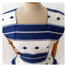 Charger l'image dans la galerie, 1950s - Fabulous Diamonds Cotton Dress - W32 (82cm)