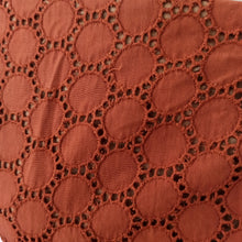 Laden Sie das Bild in den Galerie-Viewer, 1960s - Stunning Brown Cotton Bolero Dress - W28 (72cm)