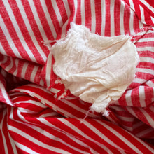 Cargar imagen en el visor de la galería, 1940s - Iconic Candy Cane Striped Cotton Dress - W27 (68cm)