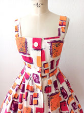 Charger l'image dans la galerie, 1950s - G. Y. MUOTI-TUOTE, Helsinki - Abstract Linen Bolero Dress - W27 (68cm)