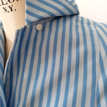 Charger l'image dans la galerie, 1950s - REDOUTE, France - Delicious Striped Cotton Blouse - W35 (90cm)