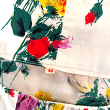 Charger l'image dans la galerie, 1950s - Lovely French Floral Print Cotton Dress - W25 (64cm)