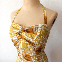 Charger l'image dans la galerie, 1950s - CATALINA, USA - Abstract Cotton Swimsuit - Sz. 34