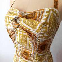 Charger l'image dans la galerie, 1950s - CATALINA, USA - Abstract Cotton Swimsuit - Sz. 34