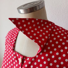 Load image into Gallery viewer, 1940s - Adorable Red Dots Pockets Cotton Dress - W27.5 (70cm)
