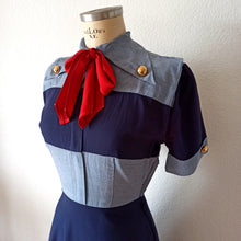 Cargar imagen en el visor de la galería, 1940s - Gorgeous Lilac Blue Gabardine Rayon Dress - W26 (66cm)