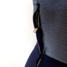 Cargar imagen en el visor de la galería, 1940s - Gorgeous Lilac Blue Gabardine Rayon Dress - W26 (66cm)