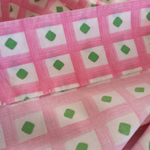 Charger l'image dans la galerie, 1950s 1960s - Adorable Green Diamonds Cotton Dress - W27/28 (68/70cm)