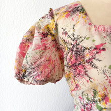 Charger l'image dans la galerie, 1950s - Adorable Puffed Sleeves Floral Dress - W26 (66cm)