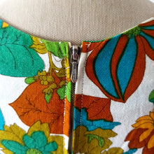 Load image into Gallery viewer, 1960s - Fabulous Psychedelic Floral Print Dress - W34 (86cm)