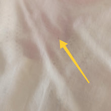 Laden Sie das Bild in den Galerie-Viewer, 1970s does 1940s - Beautiful Embroidery Cotton Blouse - W26 (66cm)