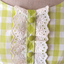 Charger l'image dans la galerie, 1950s - Adorable Green Checked Belted Dress - W27.5 (70cm)