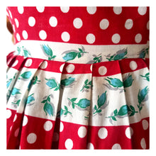 Charger l'image dans la galerie, 1950s - Exquisite Floral Dotted Red Cotton Dress - W28.5 (72cm)