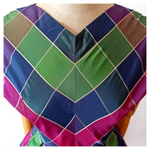 Charger l'image dans la galerie, 1950s - Stunning French Checked Satin Dress - W24.5 (62cm)