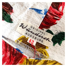 Charger l'image dans la galerie, 1950s - WÜNDISCH, Germany - Stunning Roseprint Dress - W28 (70cm)