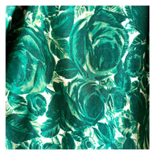 Charger l'image dans la galerie, 1950s 1960s - Gorgeous Green Roseprint Cotton Dress - W27 (68.5cm)