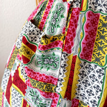 Charger l'image dans la galerie, 1950s - HG SEDUCTA, UK - Lovely Colorful Rayon Dress - W32 (82cm)