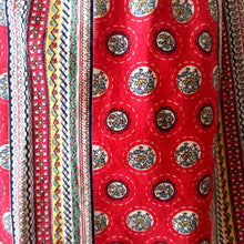 Charger l'image dans la galerie, 1950s - Gorgeous Red Printed Cotton Dress - W35 (90cm)